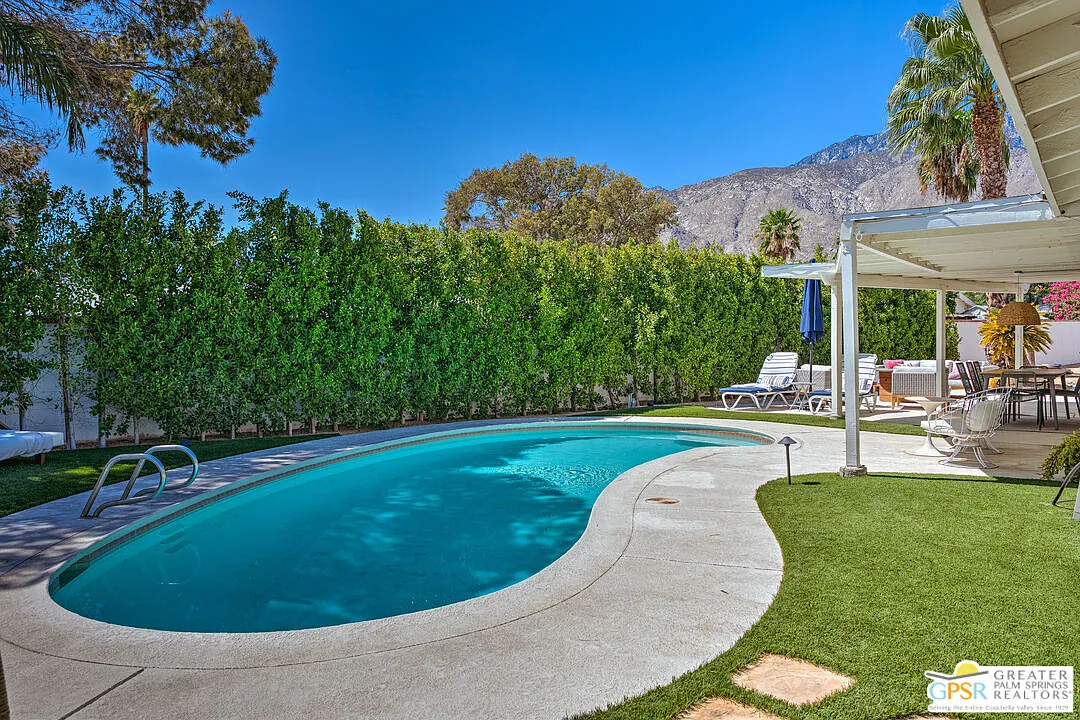 Madero Circle Residence photograph 5